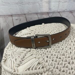 Columbia brown men's small 30-32 belt
